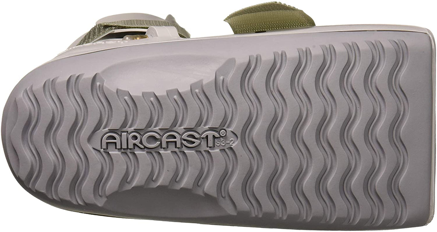 Aircast SP (Short Pneumatic) Walker Brace/Walking Boot image 1