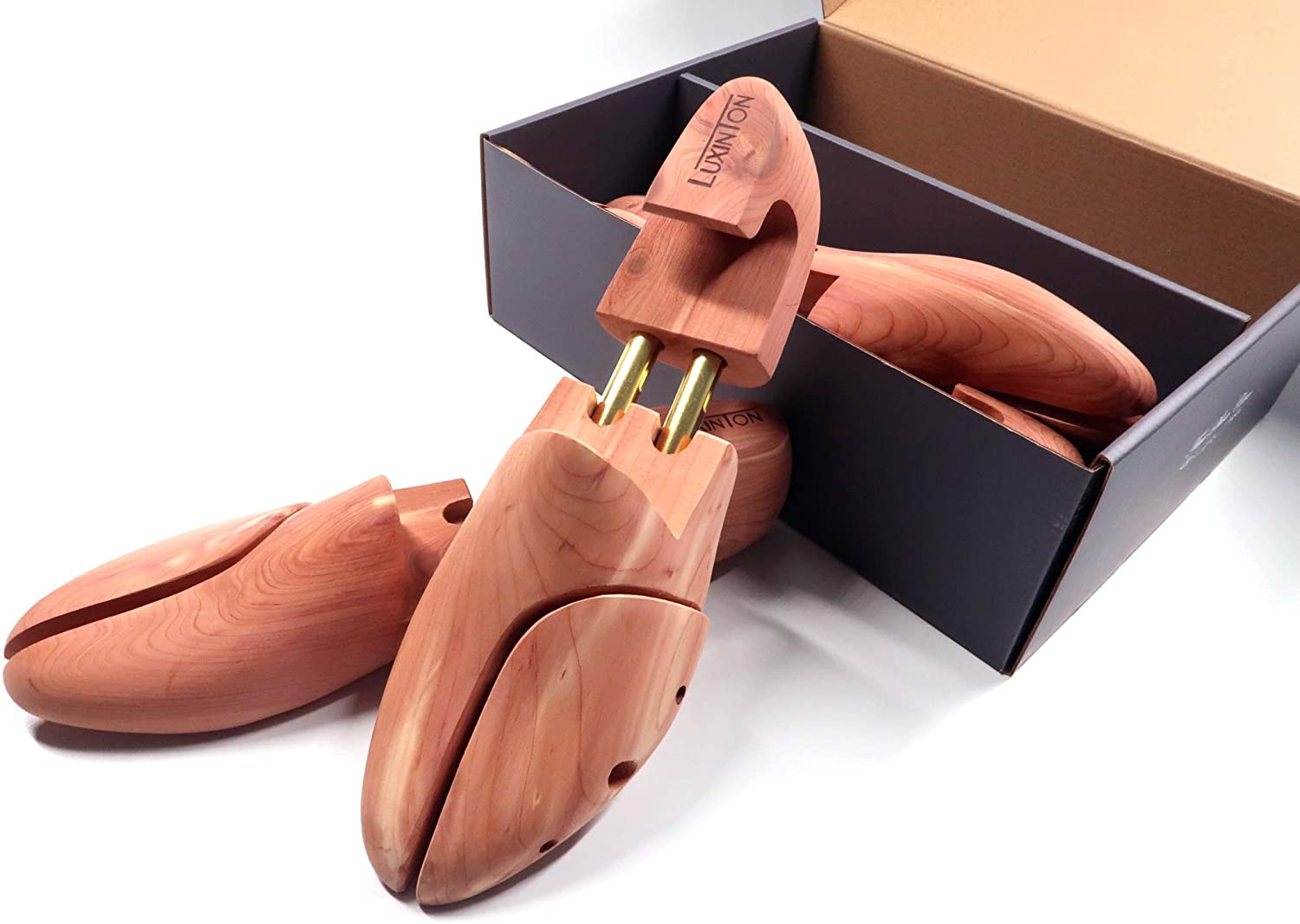 Luxinton 'Luka' Men's Twin Tubed Cedar Shoe Trees with Hooked Heels 2-pack (for 2 Pairs of Shoes) image 1