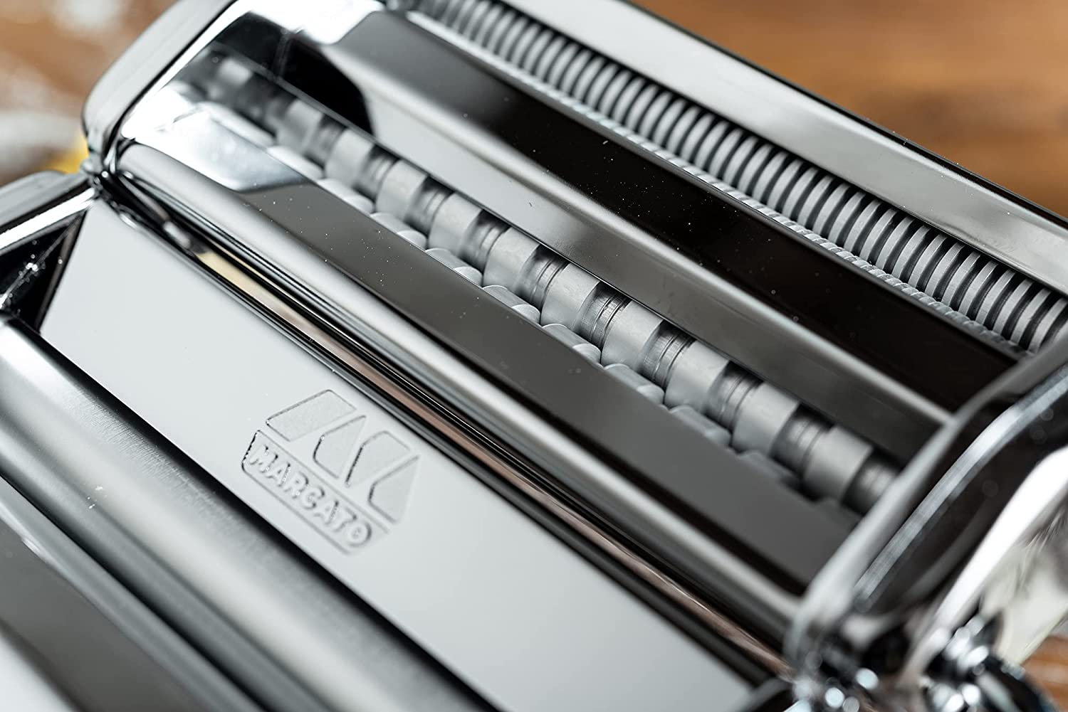 MARCATO Atlas 150 Pasta Machine, Made in Italy, Includes Cutter, Hand Crank, and Instructions, 150 mm, Stainless Steel image 3